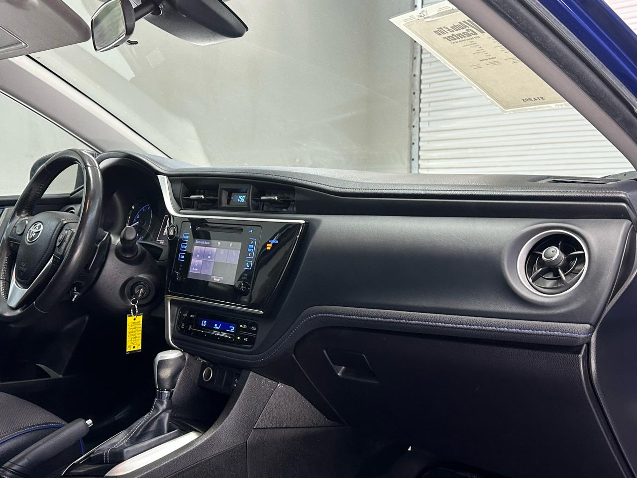 Toyota Corolla SE CVT 2018