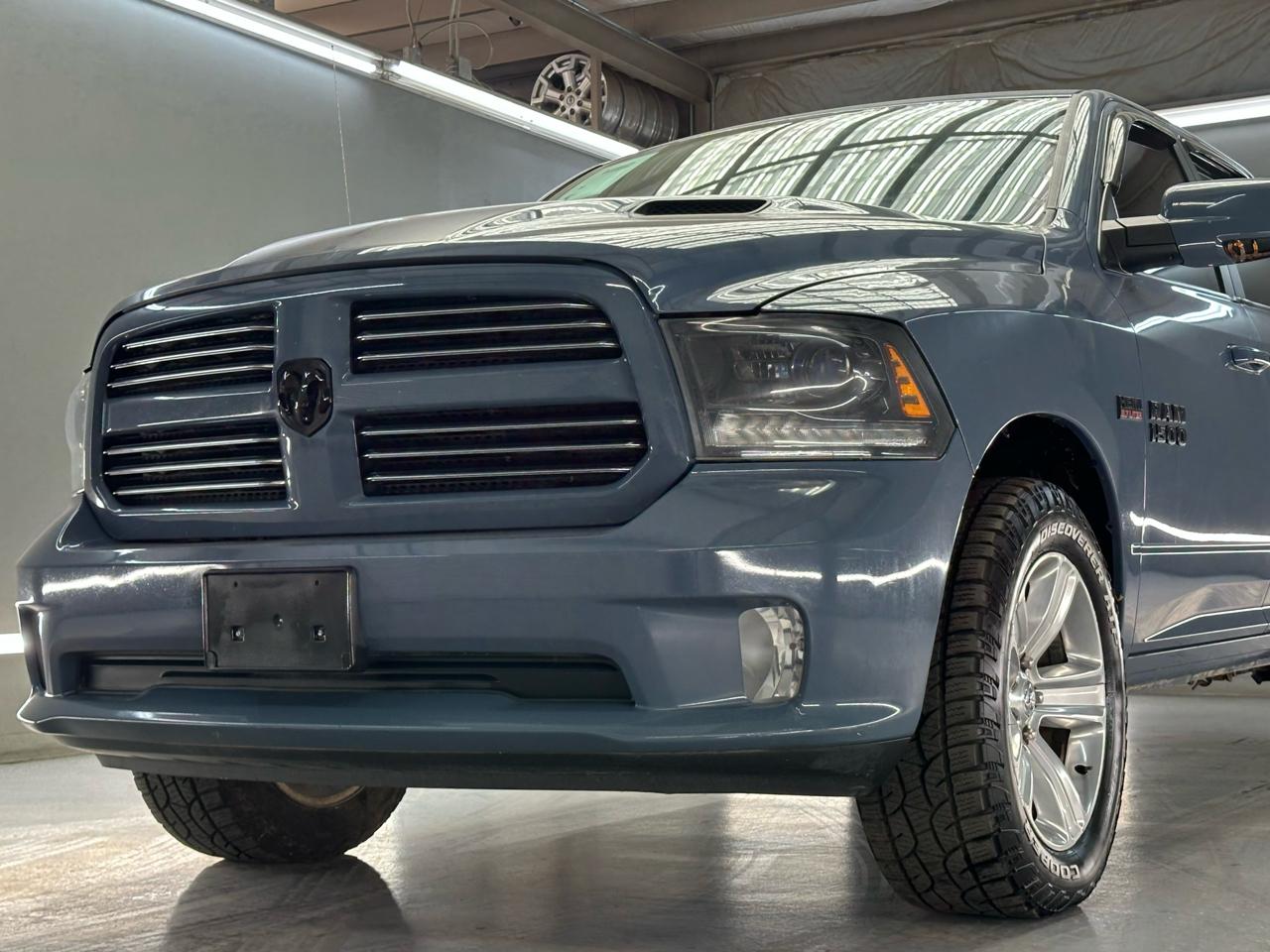 RAM 1500 Sport Crew Cab SWB 4WD 2015