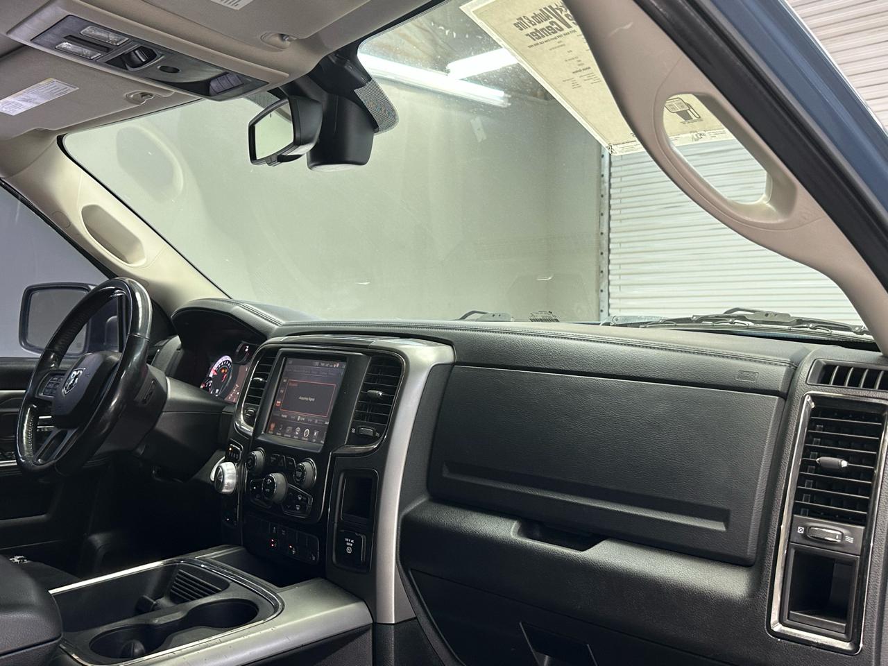 RAM 1500 Sport Crew Cab SWB 4WD 2015
