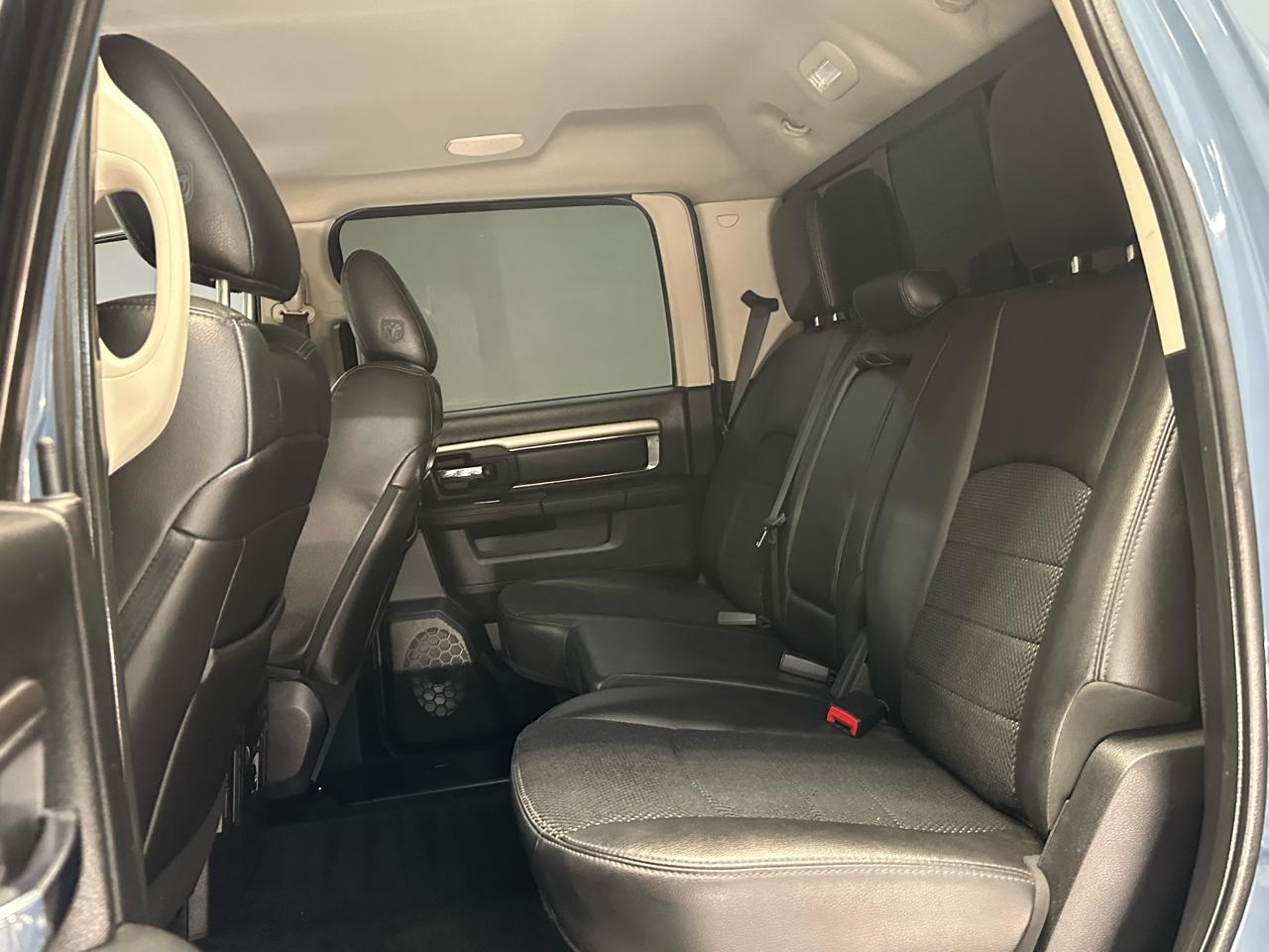 RAM 1500 Sport Crew Cab SWB 4WD 2015