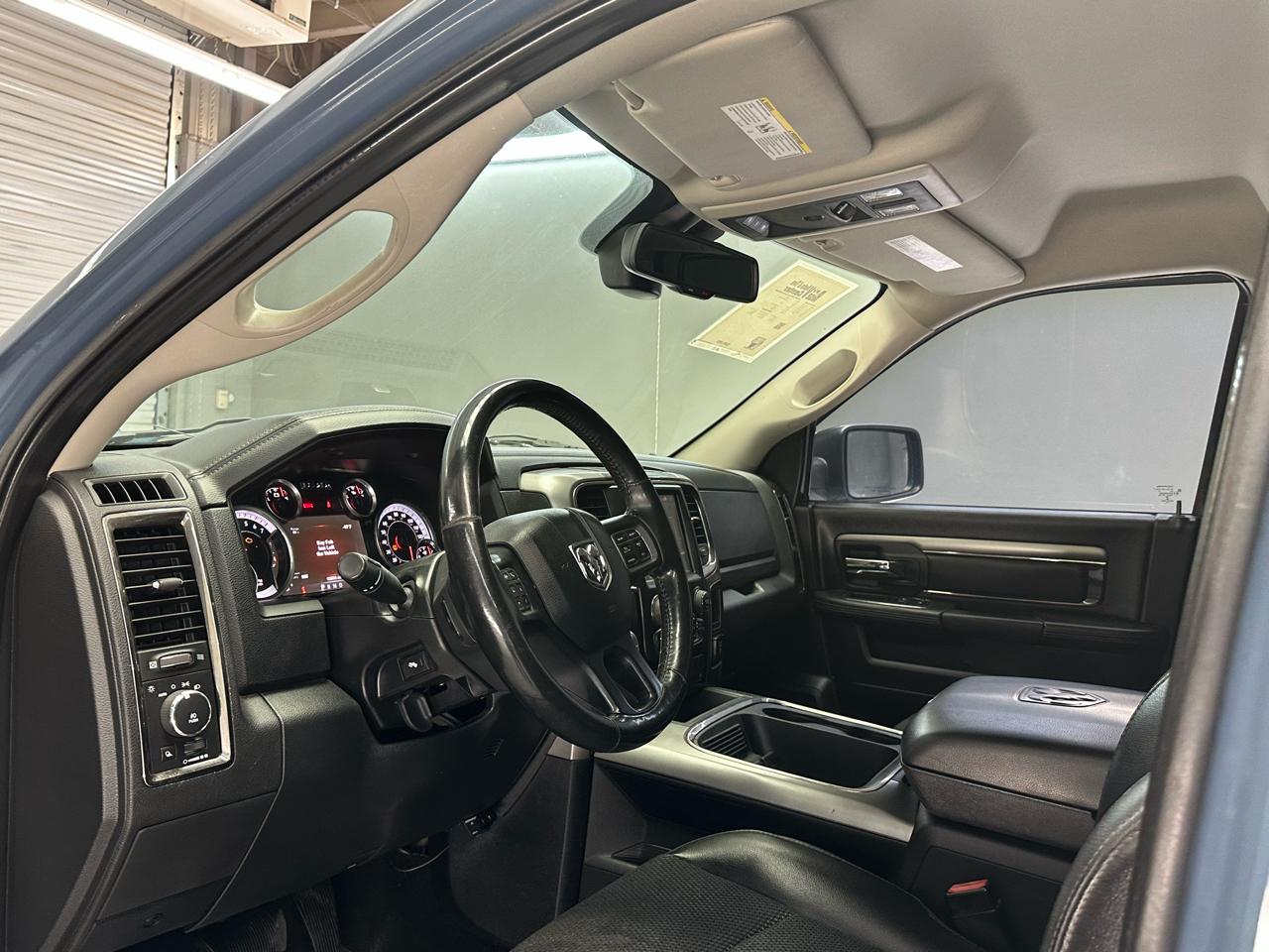 RAM 1500 Sport Crew Cab SWB 4WD 2015