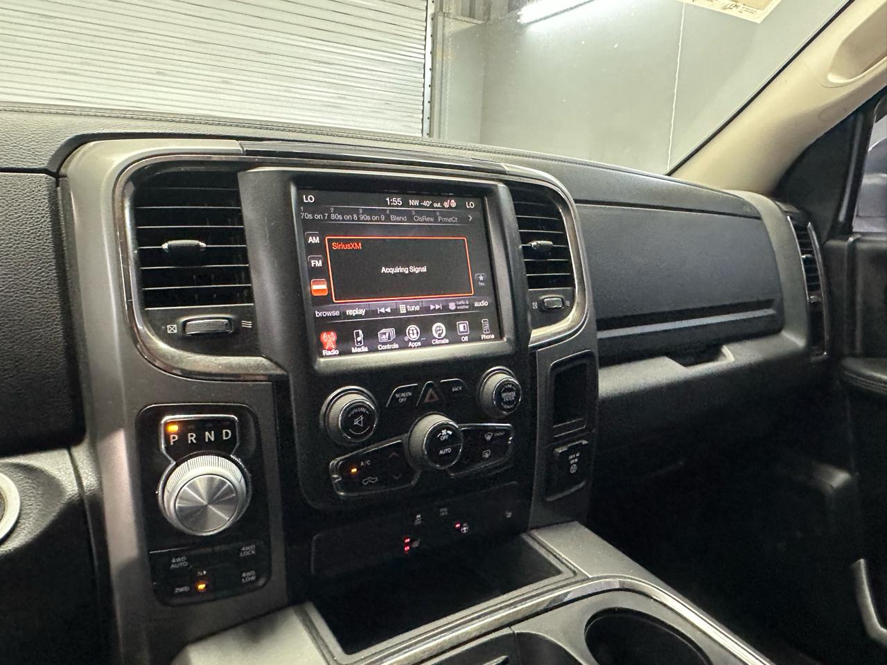 RAM 1500 Sport Crew Cab SWB 4WD 2015