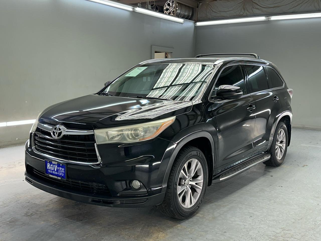 Toyota Highlander XLE FWD V6 2015