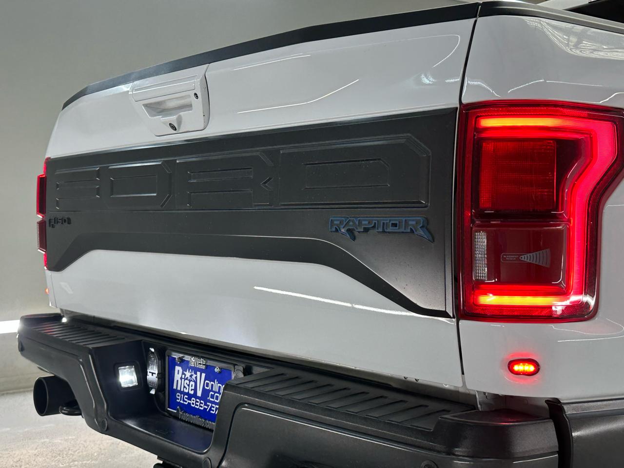 Ford F-150 Raptor SuperCrew 4WD 2018