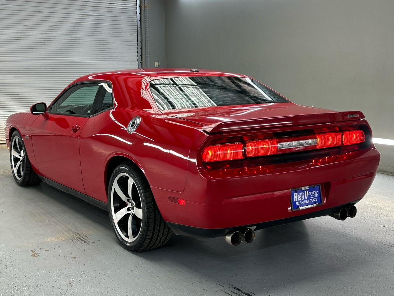 Dodge Challenger SRT8 2012