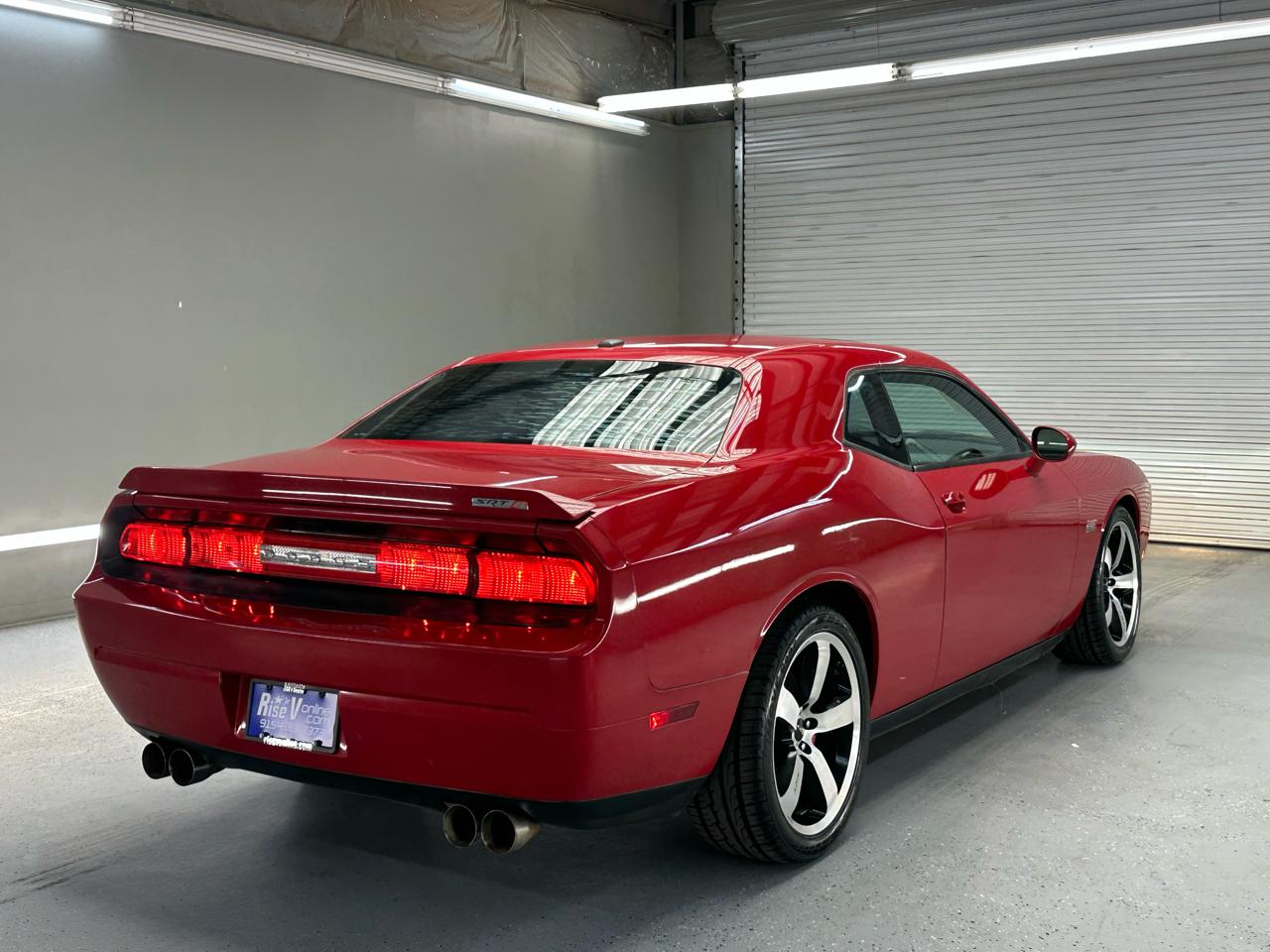 Dodge Challenger SRT8 2012