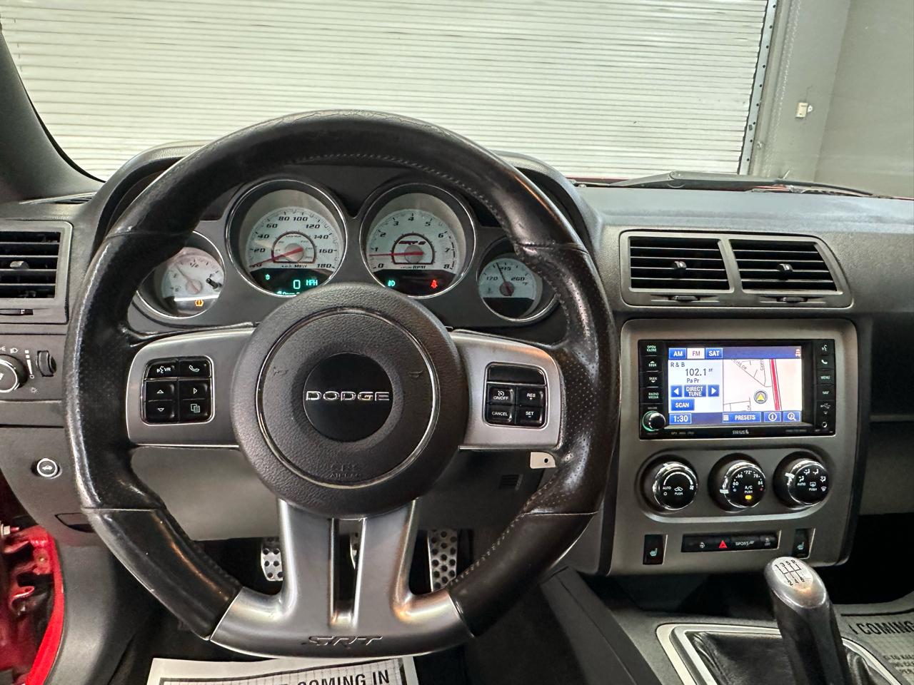 Dodge Challenger SRT8 2012