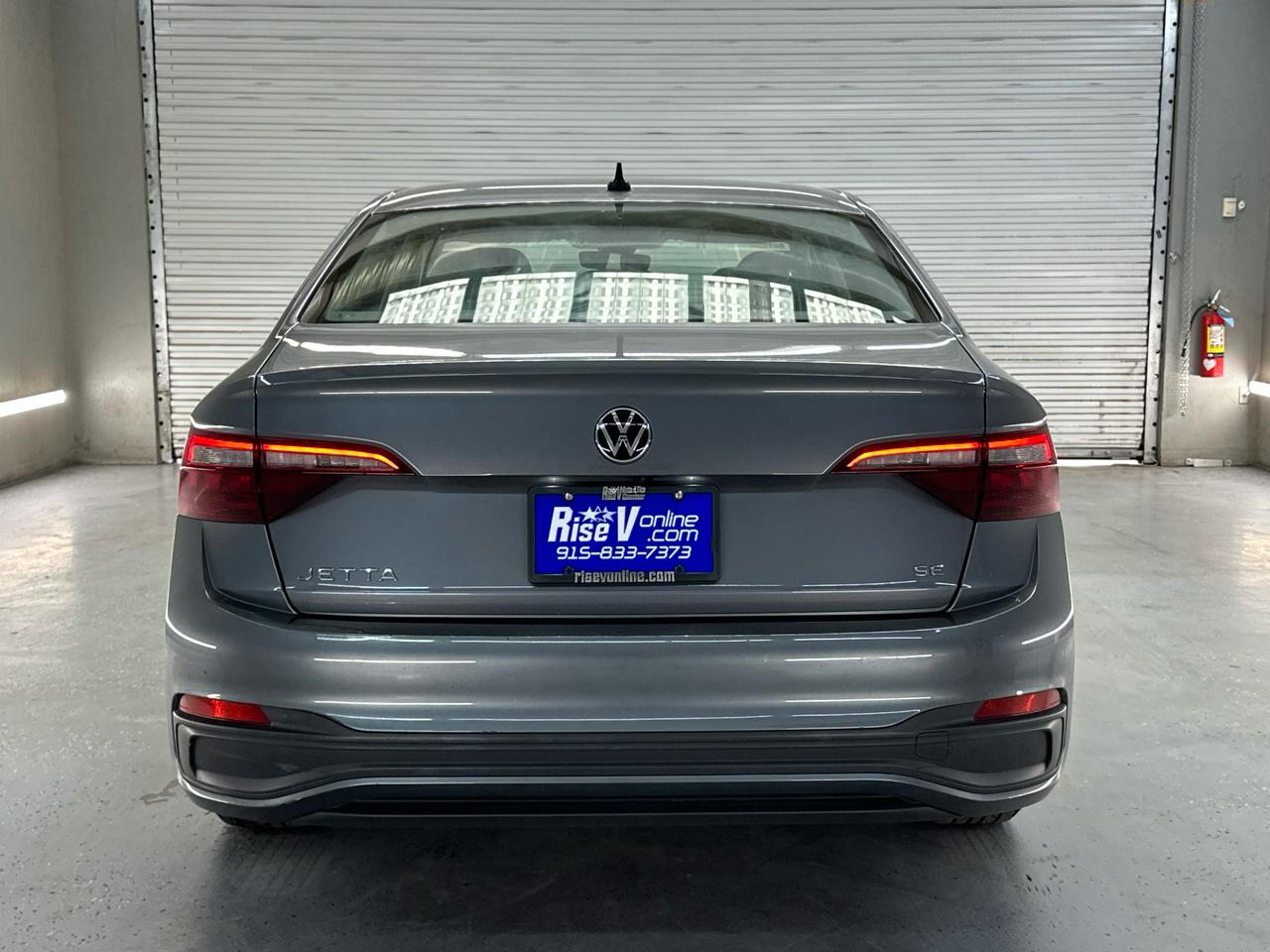 Volkswagen Jetta SE 2024