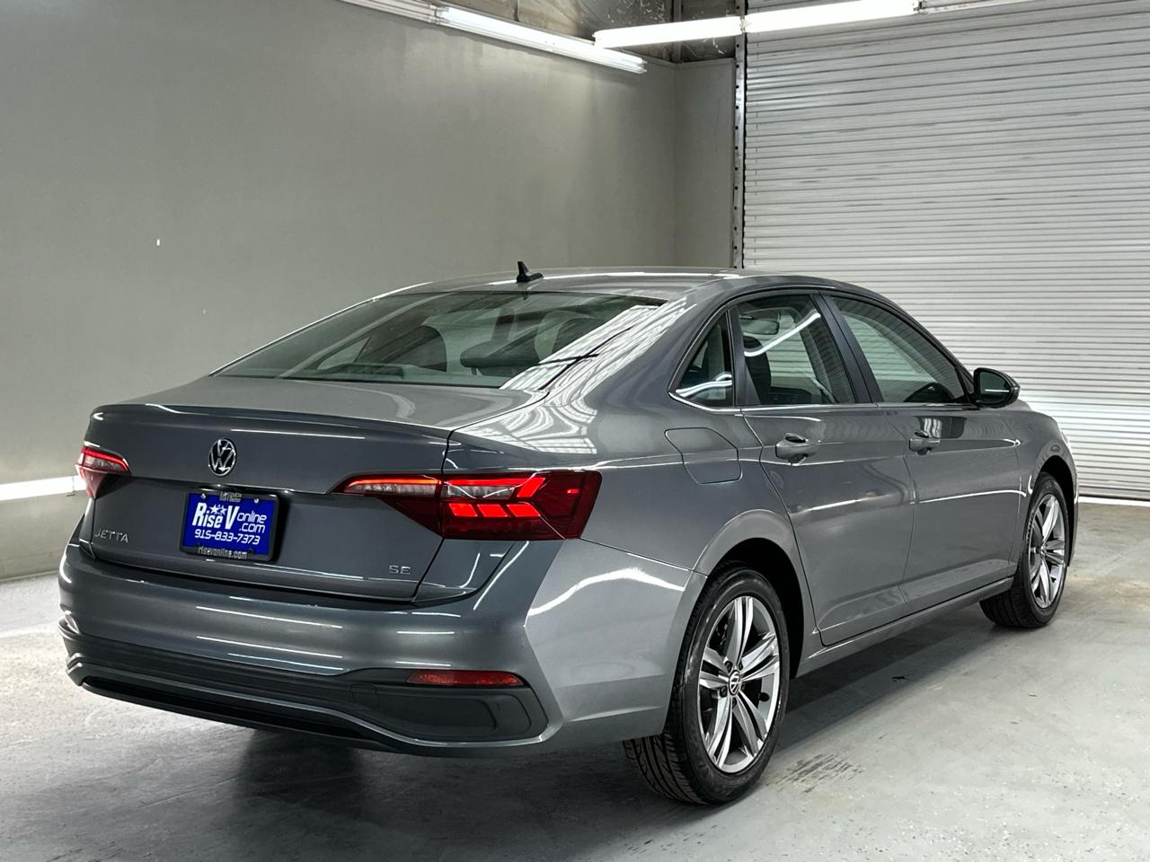 Volkswagen Jetta SE 2024