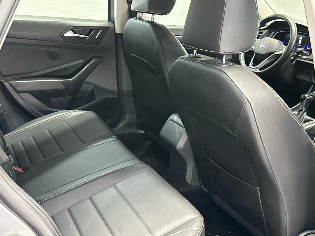Volkswagen Jetta SE 2024