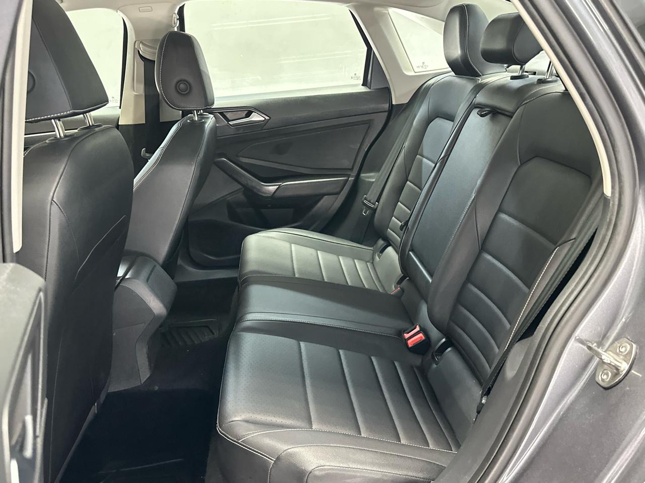 Volkswagen Jetta SE 2024