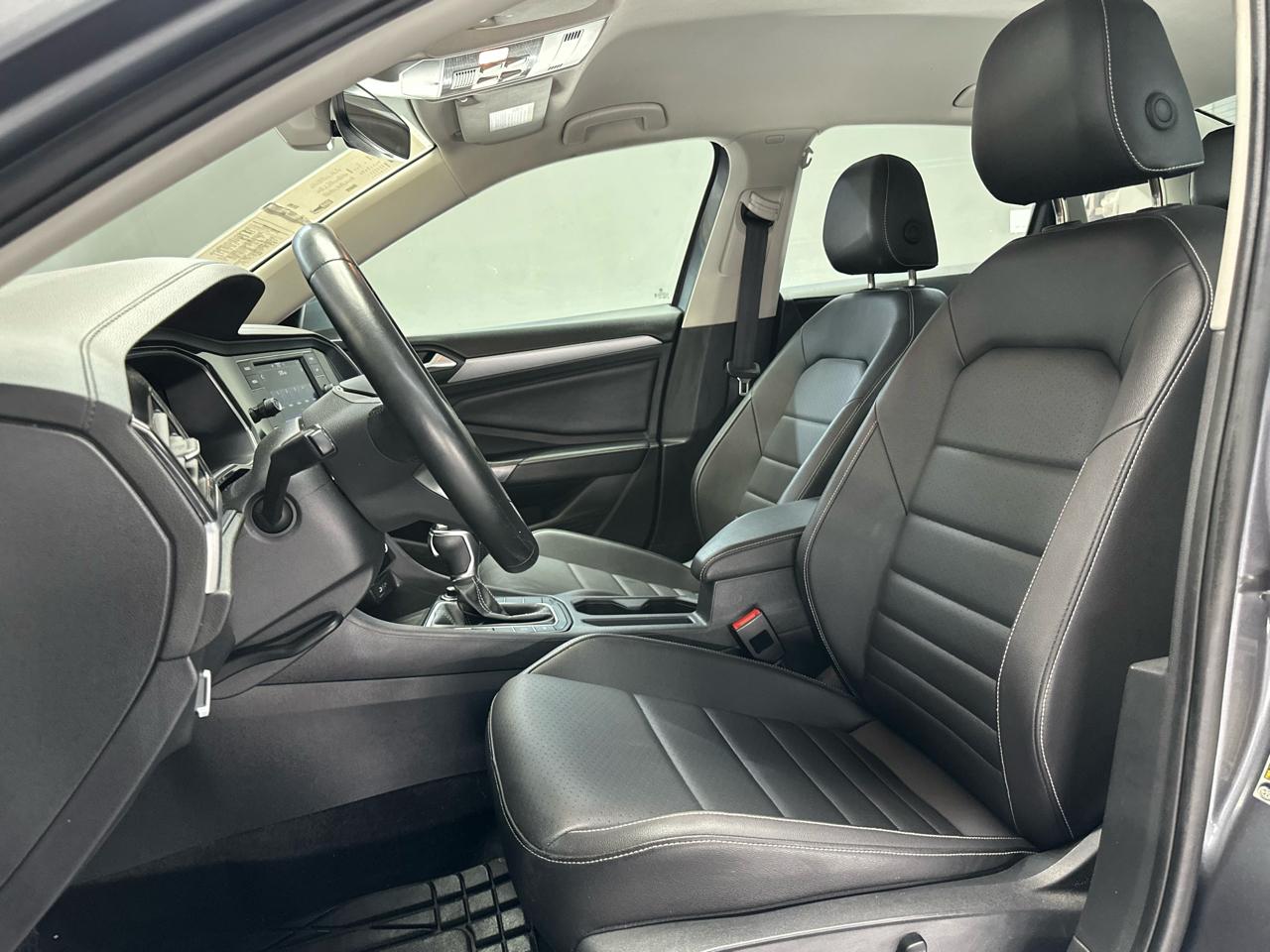 Volkswagen Jetta SE 2024