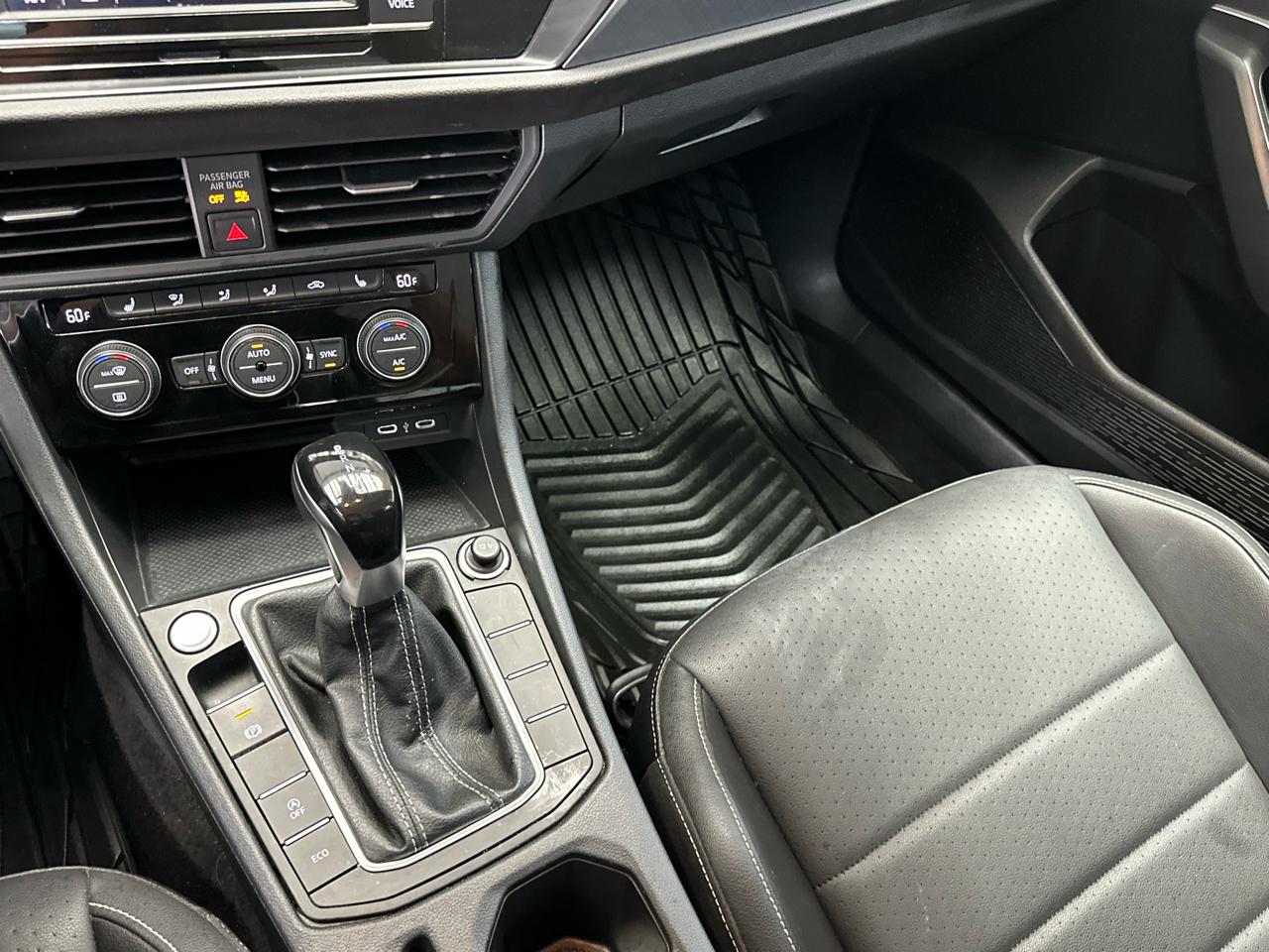 Volkswagen Jetta SE 2024