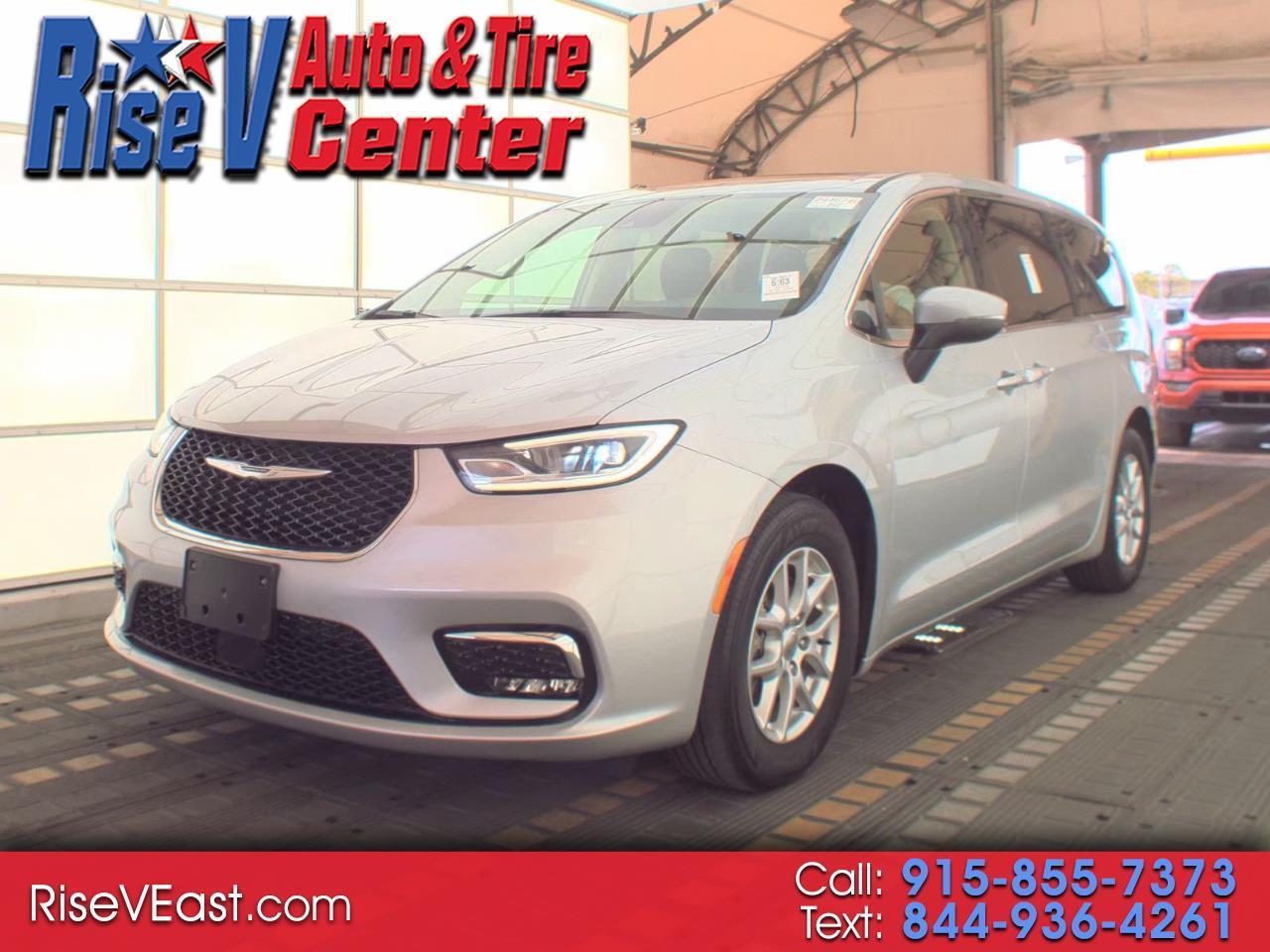 Chrysler Pacifica Touring L 2023