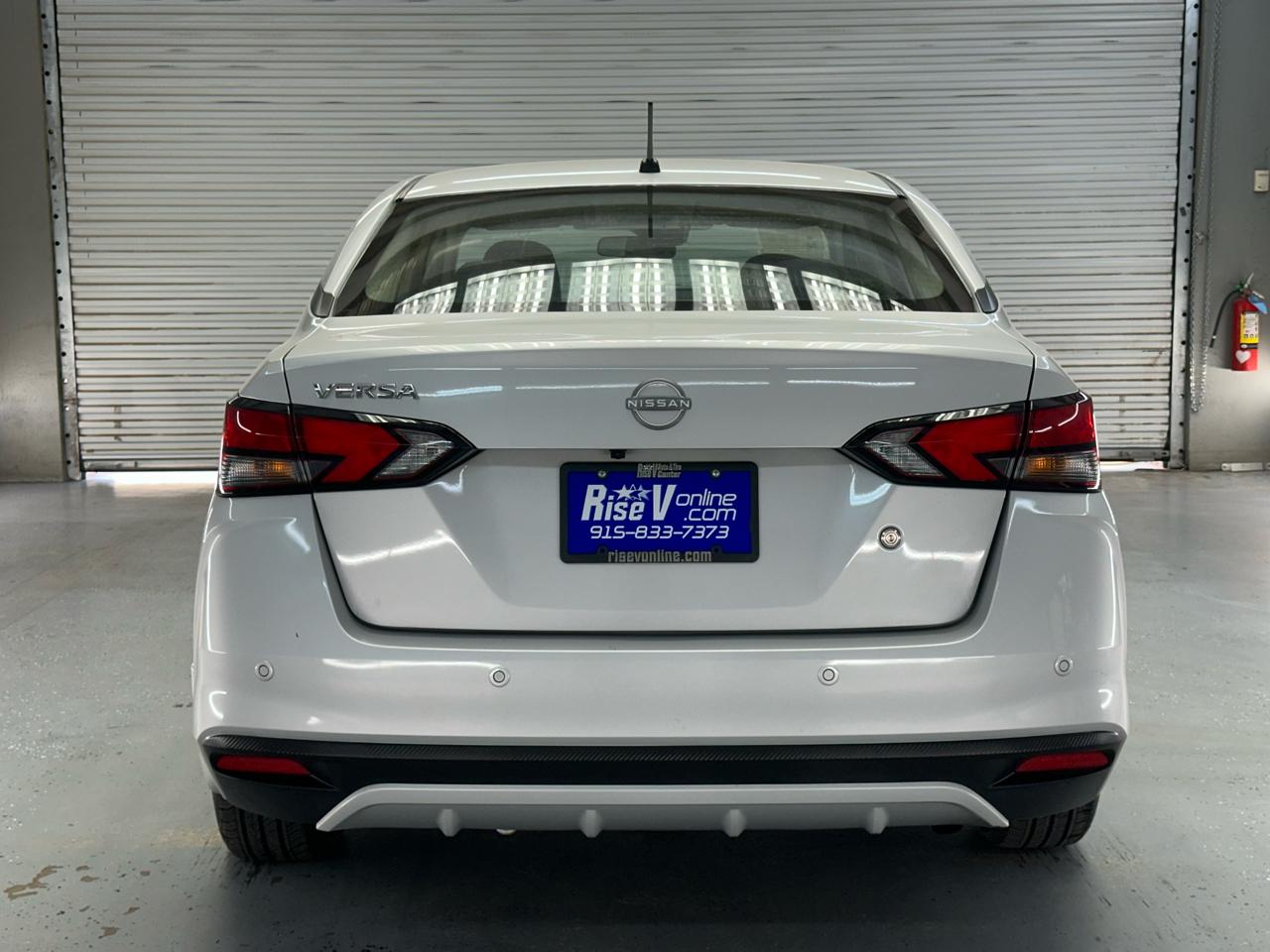 Nissan Versa S CVT 2024