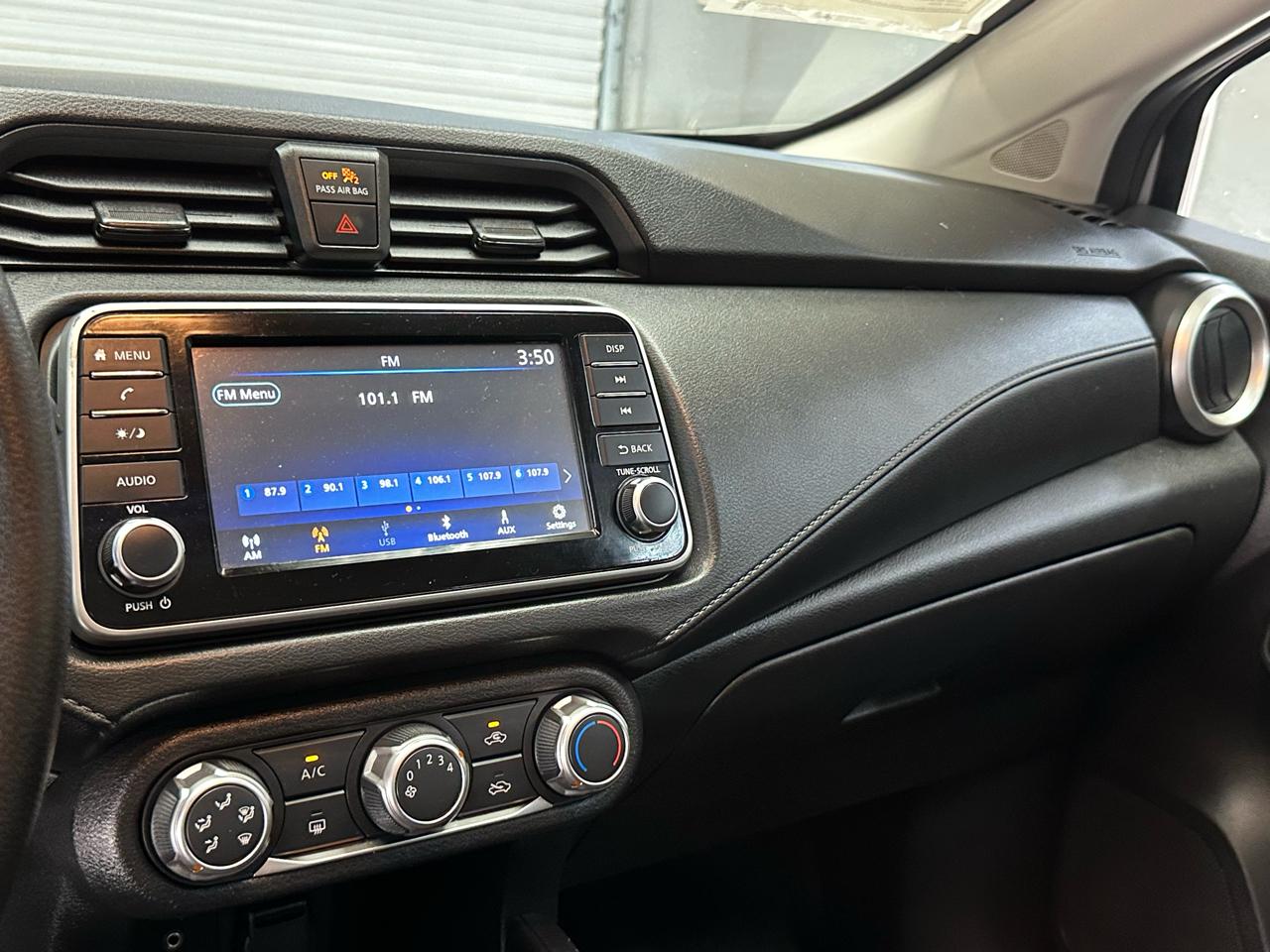 Nissan Versa S CVT 2024