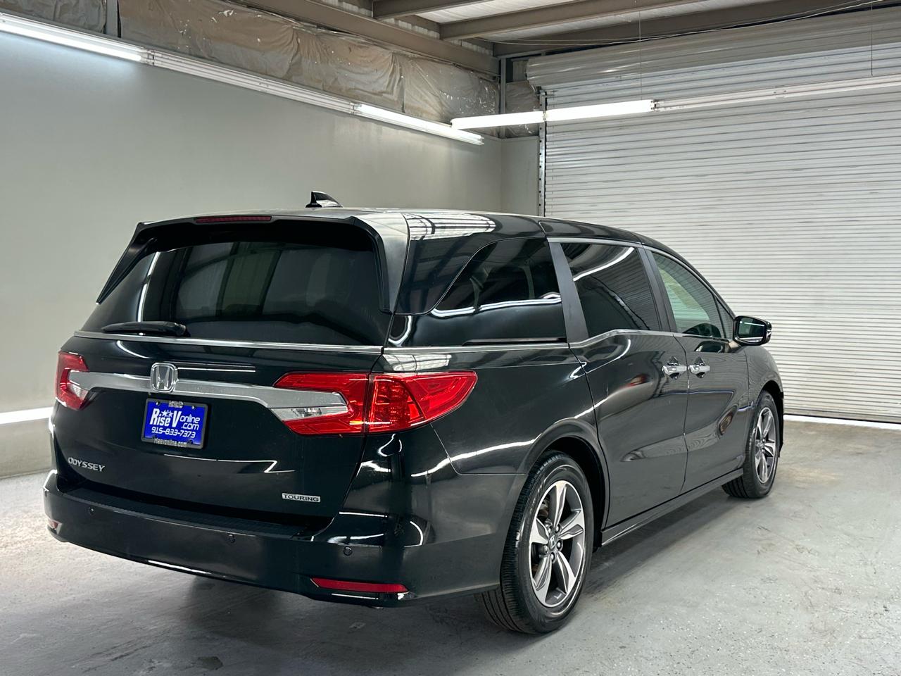 Honda Odyssey Touring 2018