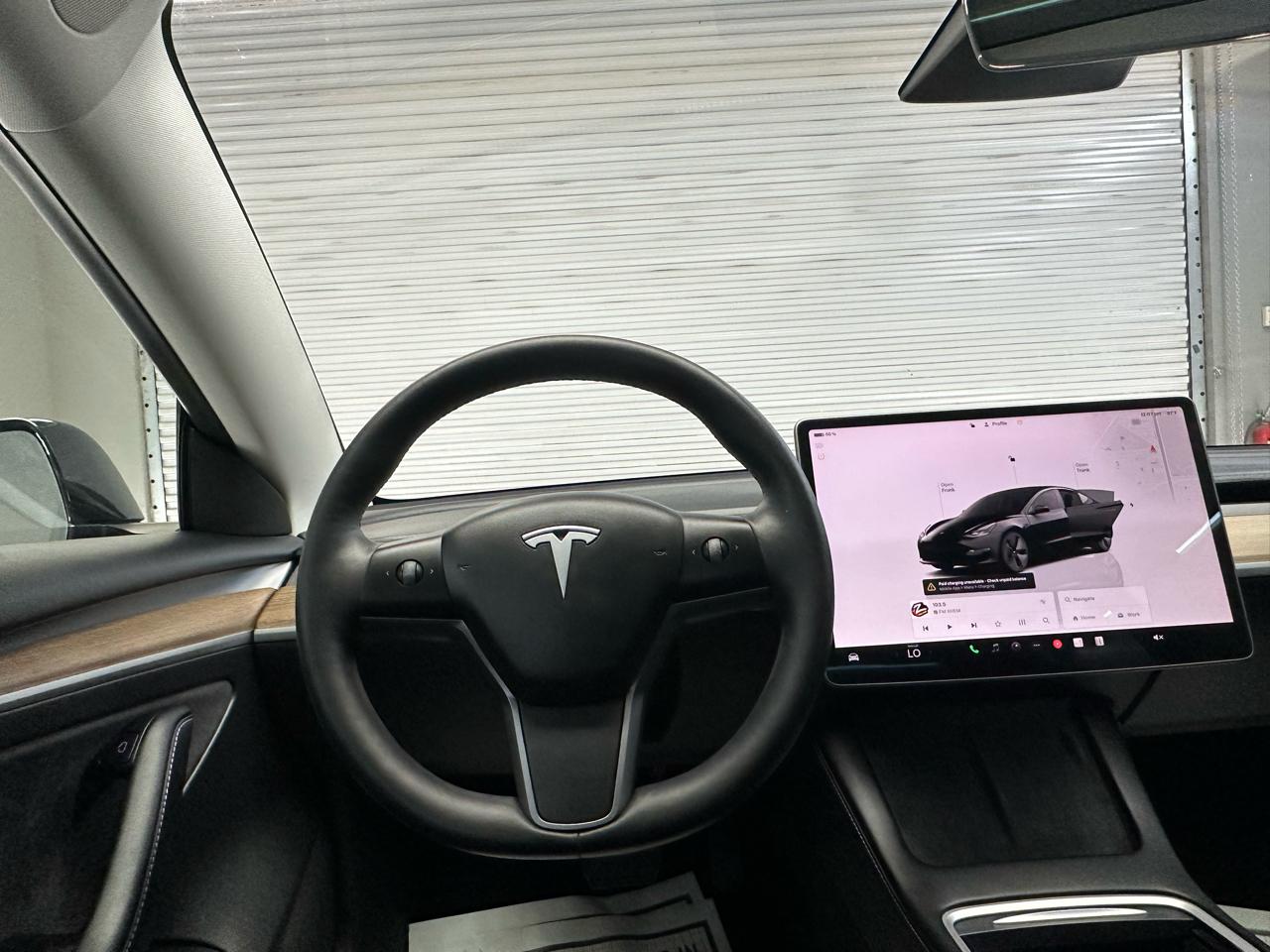 Tesla Model 3  2023
