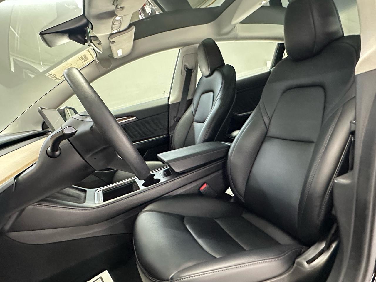 Tesla Model 3  2023