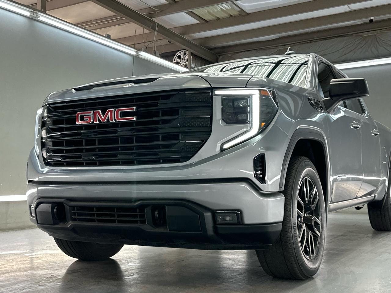 GMC Sierra 1500 Elevation Crew Cab 4WD 2024