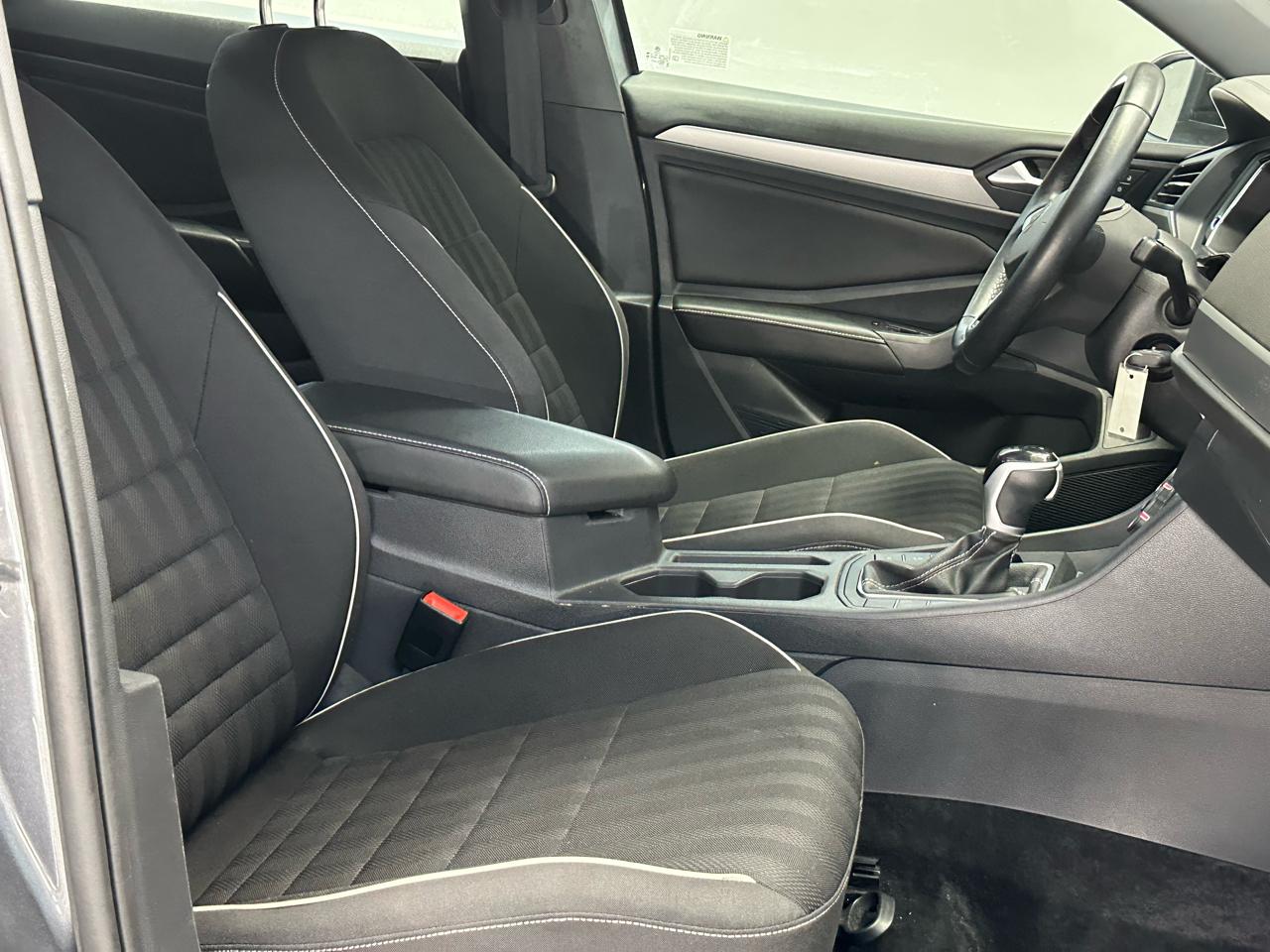Volkswagen Jetta Sport 2024