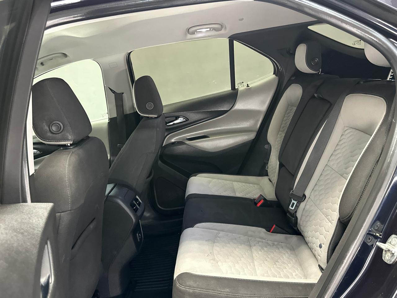 Chevrolet Equinox LS 2WD 2020