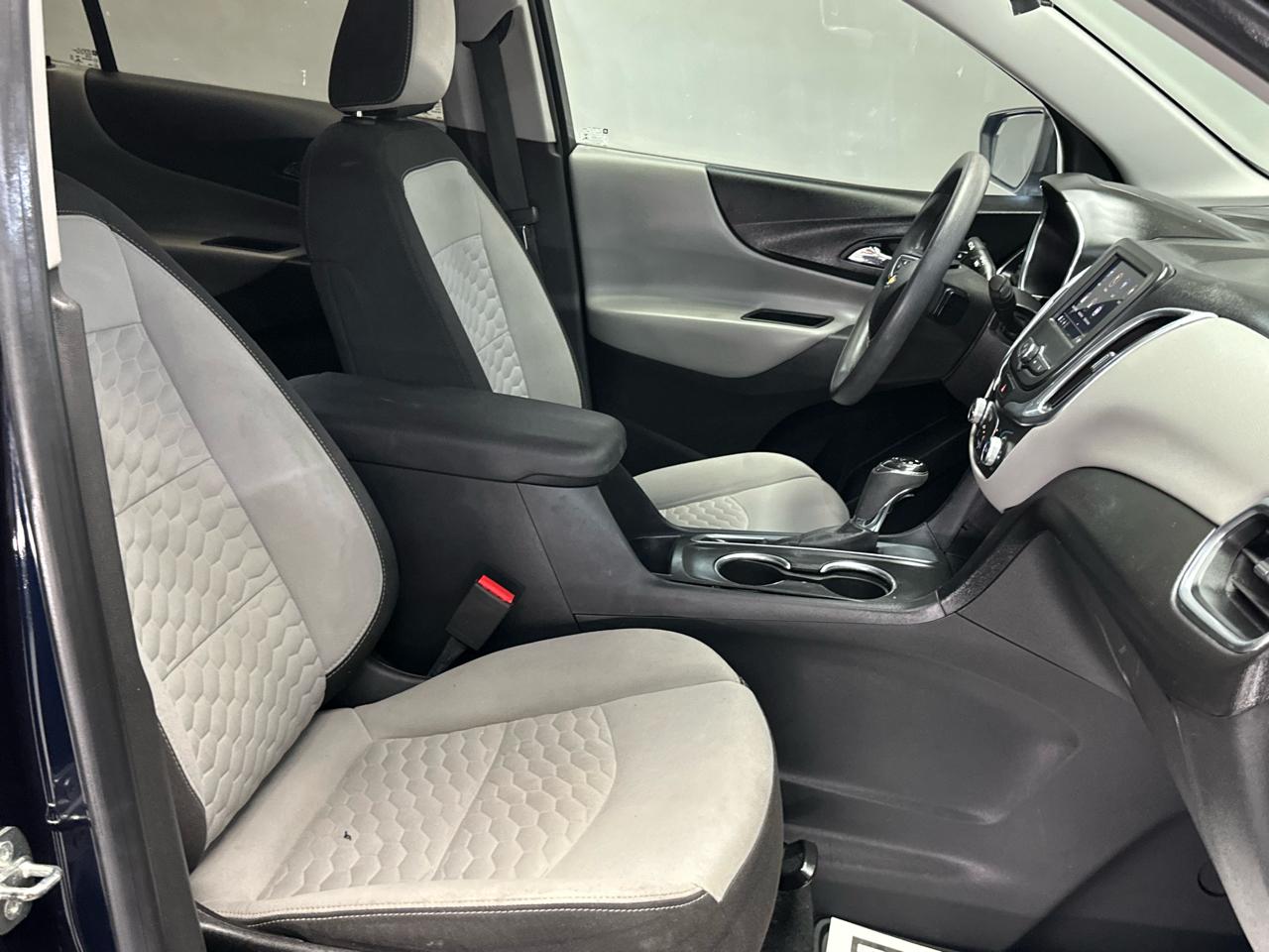 Chevrolet Equinox LS 2WD 2020