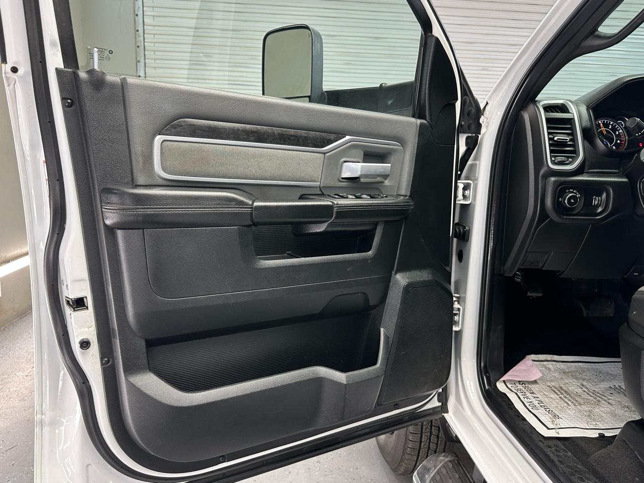 RAM 3500 Big Horn Crew Cab LWB 4WD DRW 2021