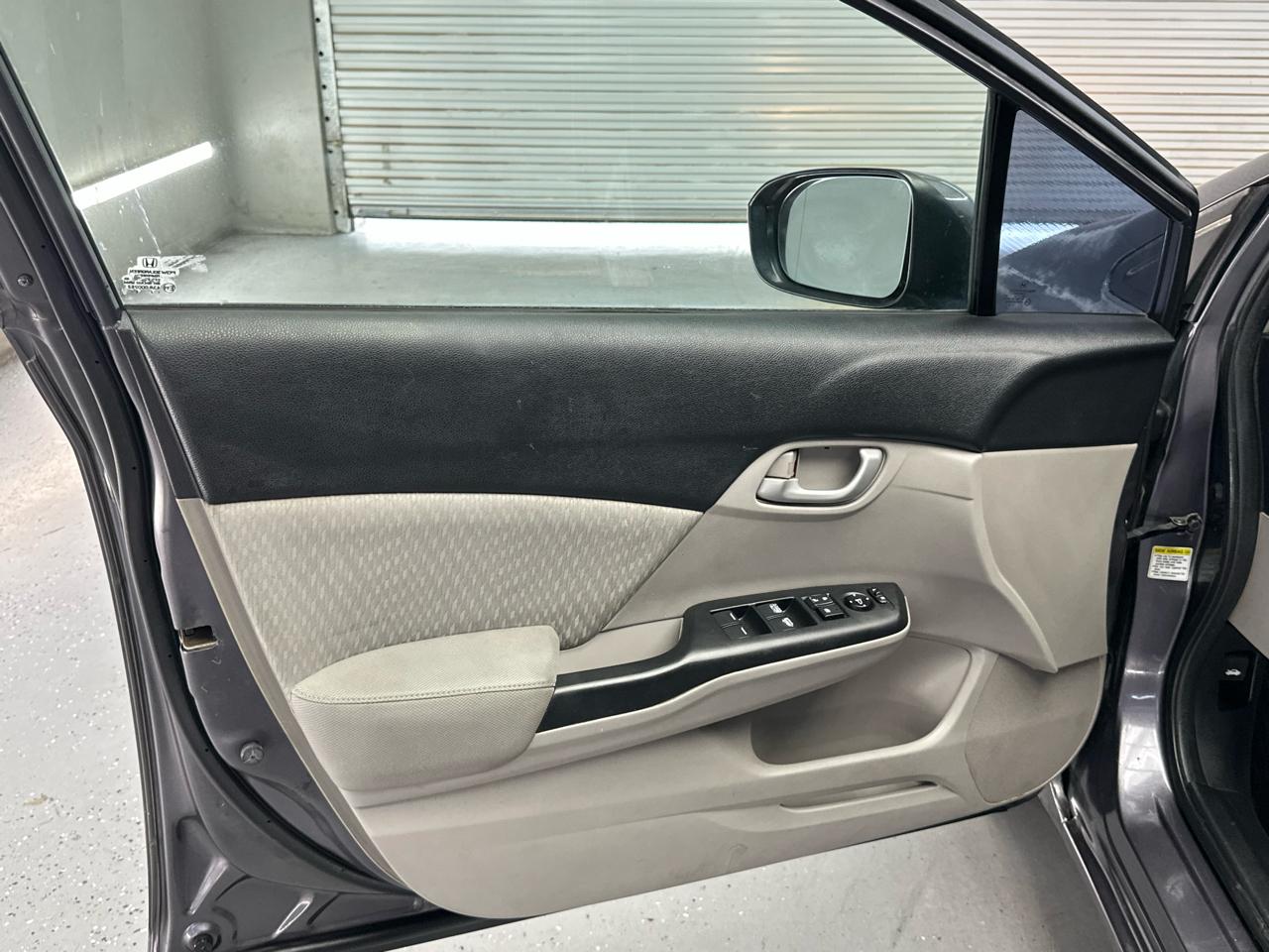 Honda Civic LX Sedan CVT 2014