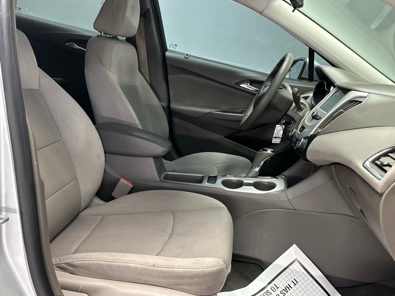 Chevrolet Cruze LS Auto 2016
