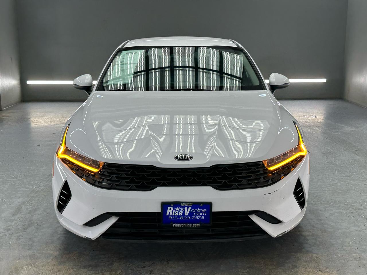 Kia K5 LXS 2021