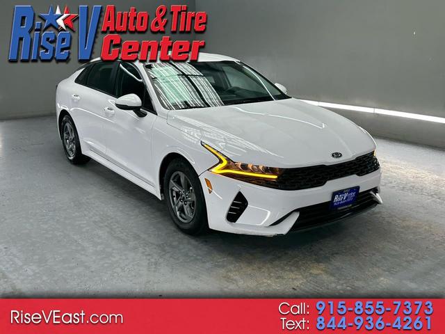 White 2021 Kia K5 LXS FWD Sedan Front-Wheel Drive Automatic