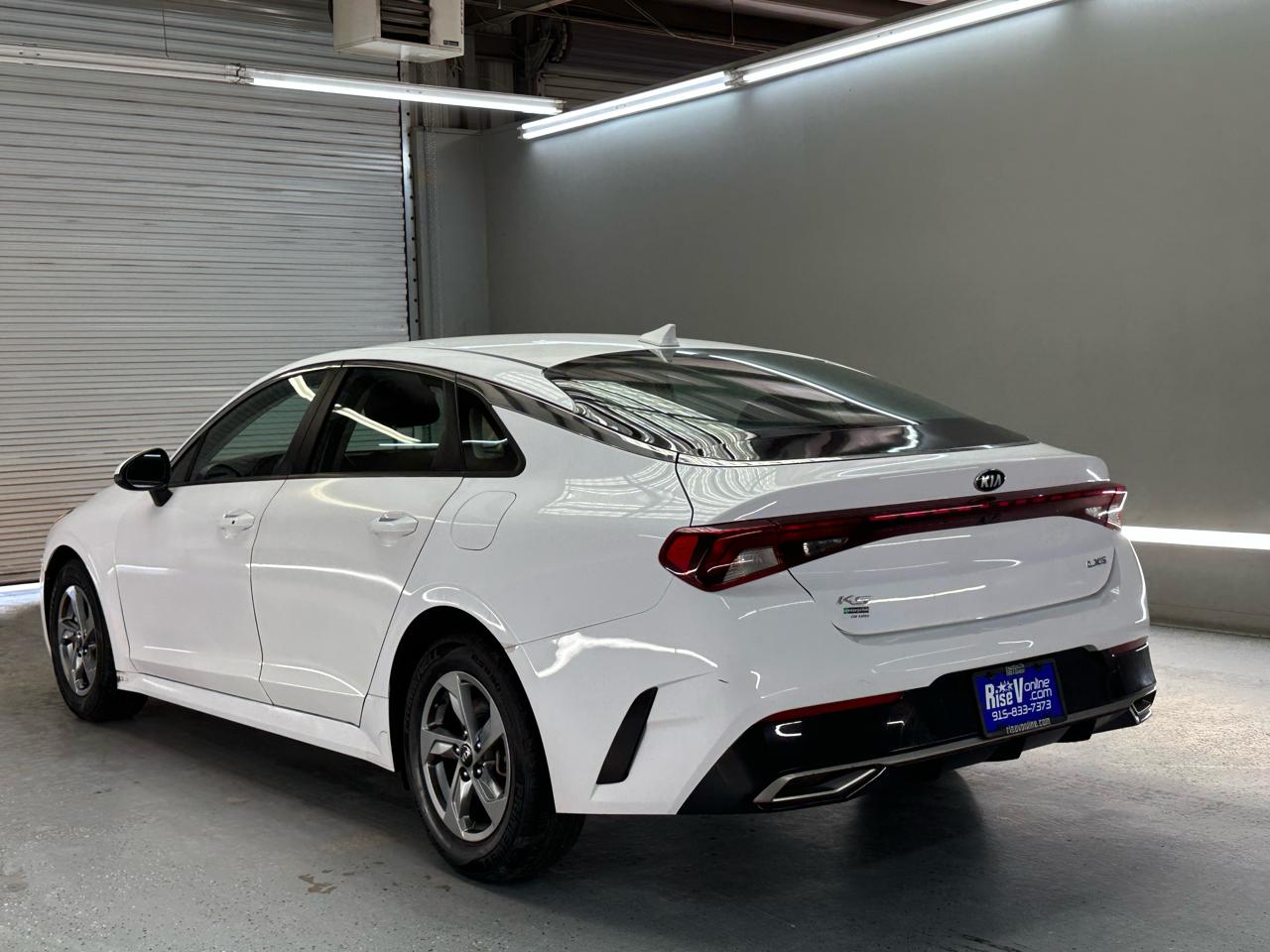 Kia K5 LXS 2021