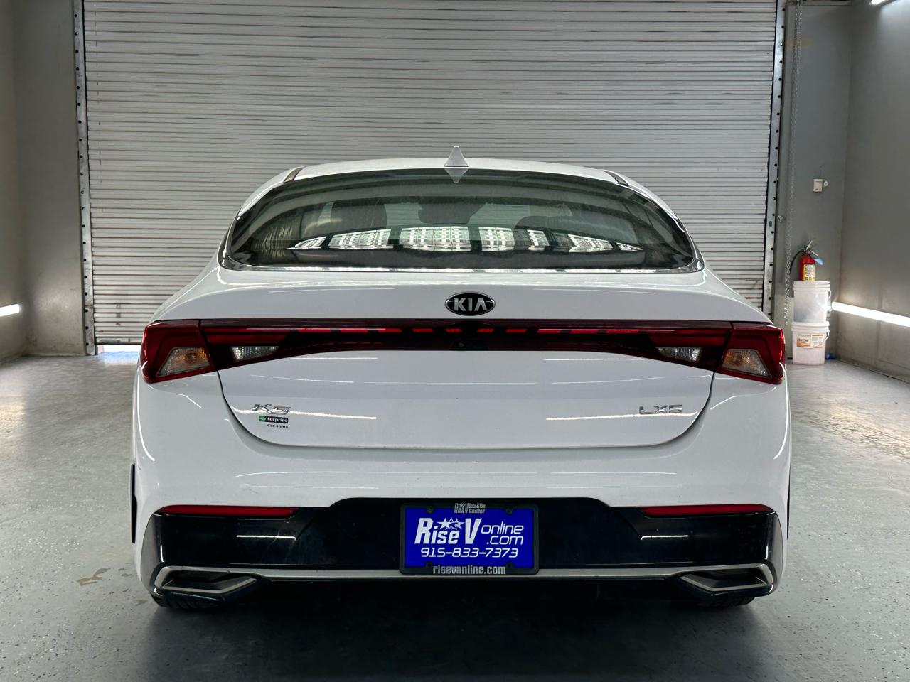Kia K5 LXS 2021