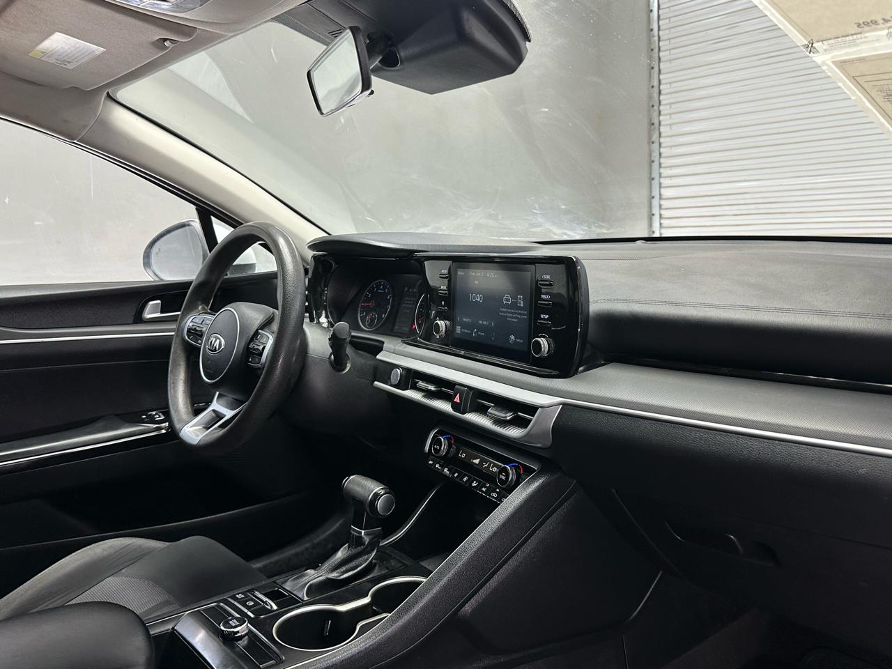 Kia K5 LXS 2021