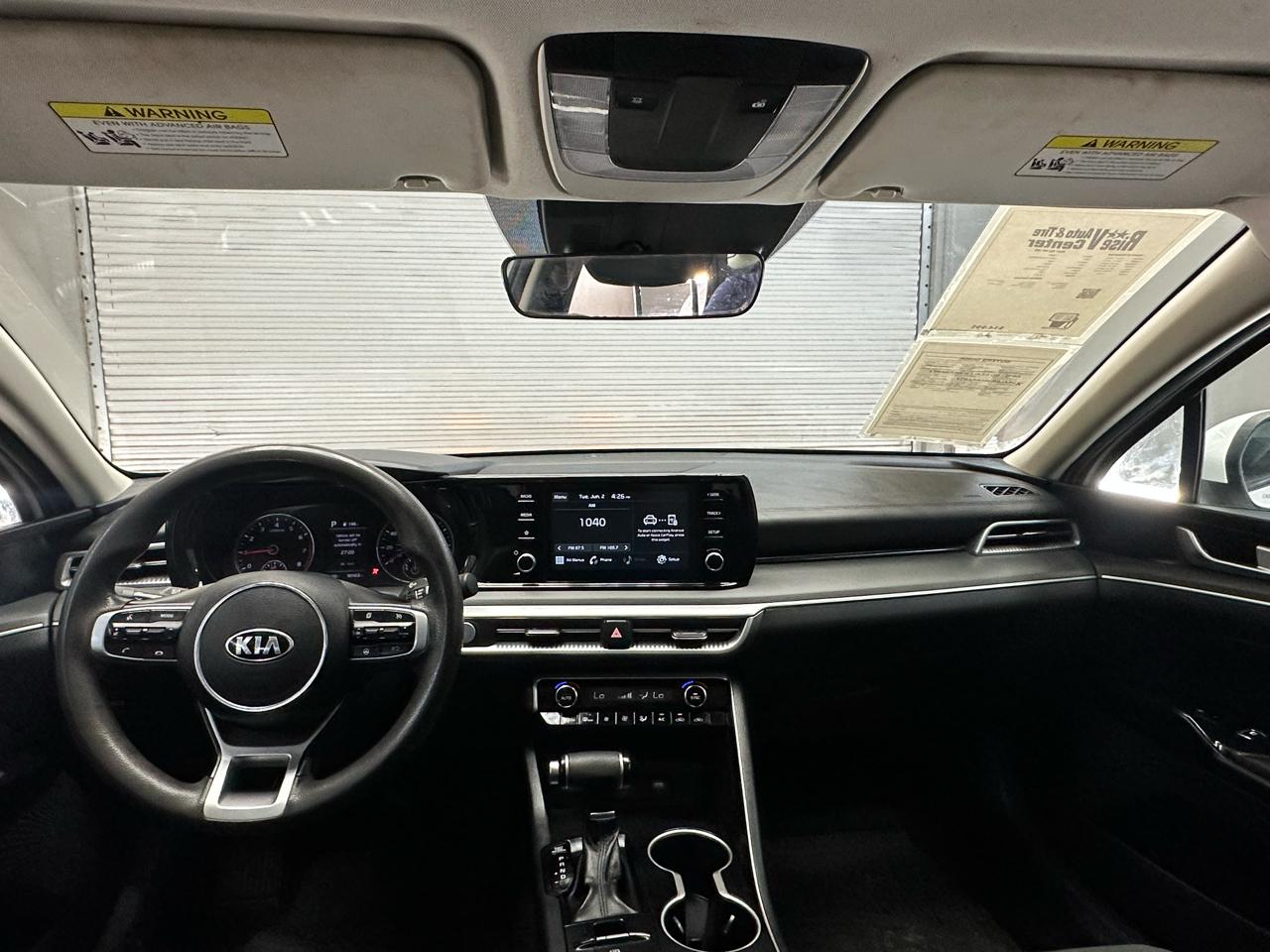 Kia K5 LXS 2021