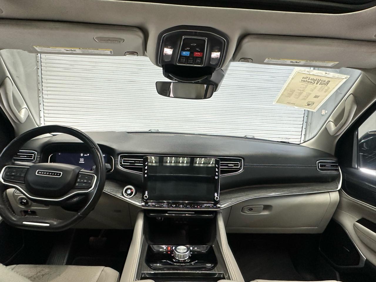 Jeep Wagoneer Series II 2022