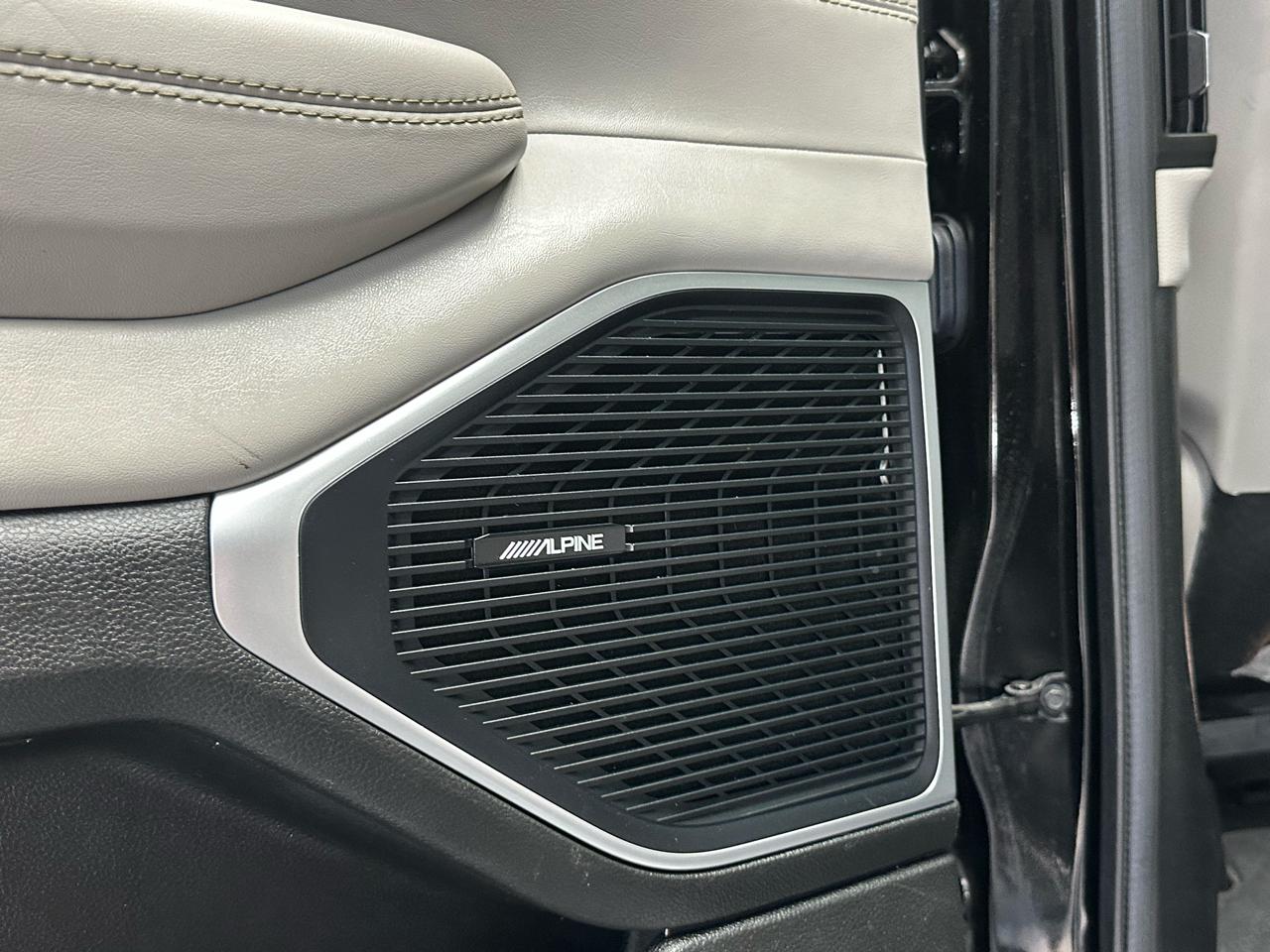 Jeep Wagoneer Series II 2022