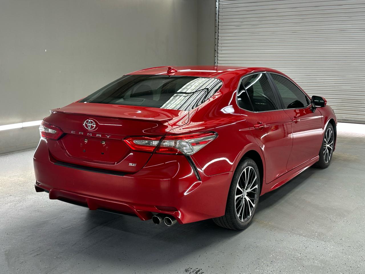 Toyota Camry SE 2019