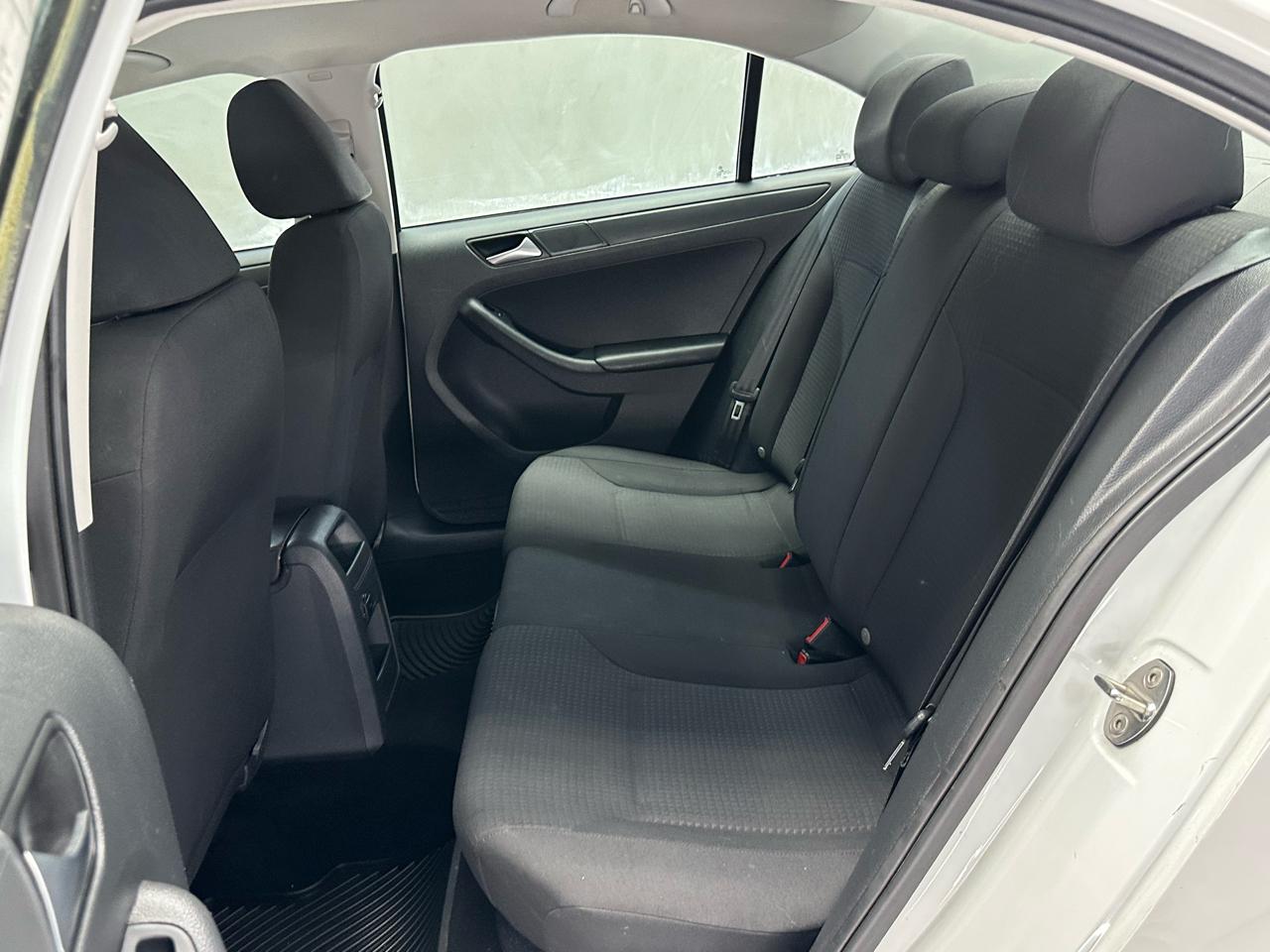 Volkswagen Jetta S 6A 2015