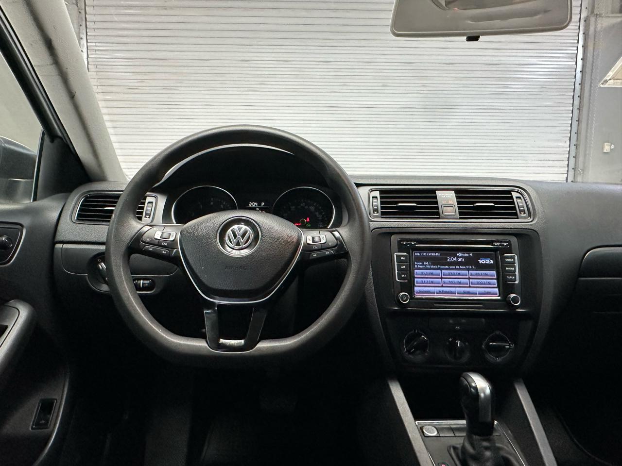 Volkswagen Jetta S 6A 2015