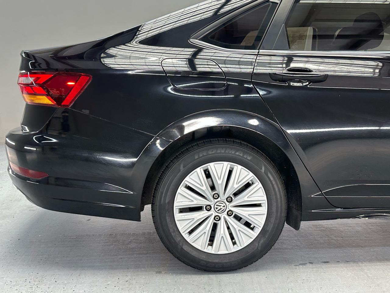 Volkswagen Jetta  2019