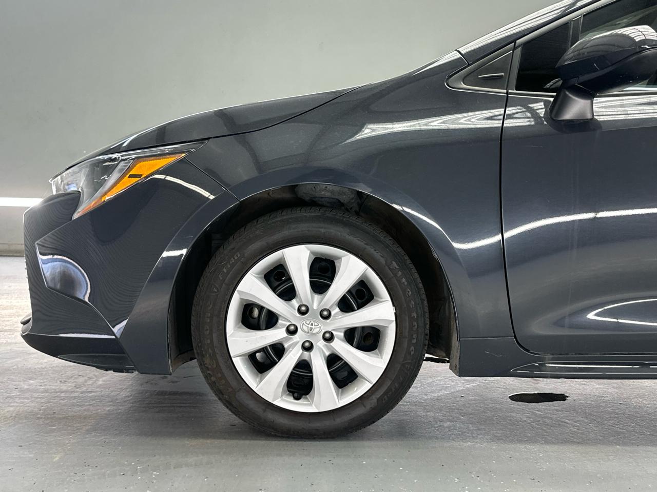 Toyota Corolla LE 2025