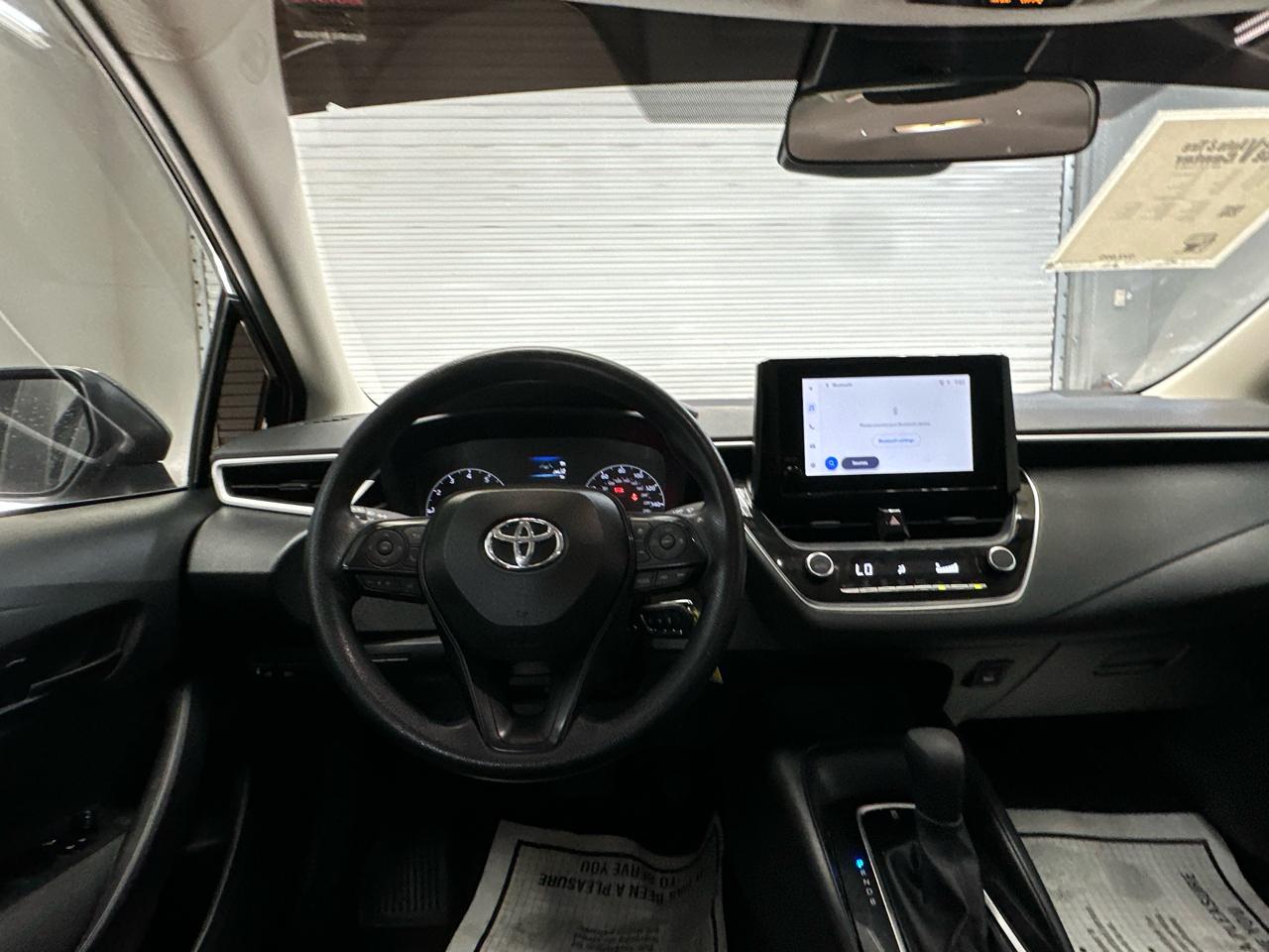 Toyota Corolla LE 2025