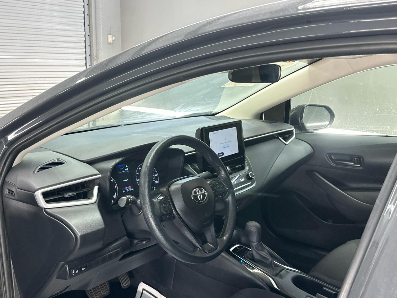 Toyota Corolla LE 2025