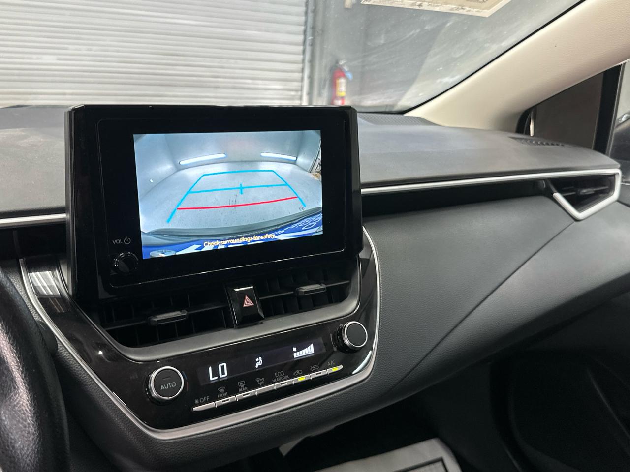 Toyota Corolla LE 2025