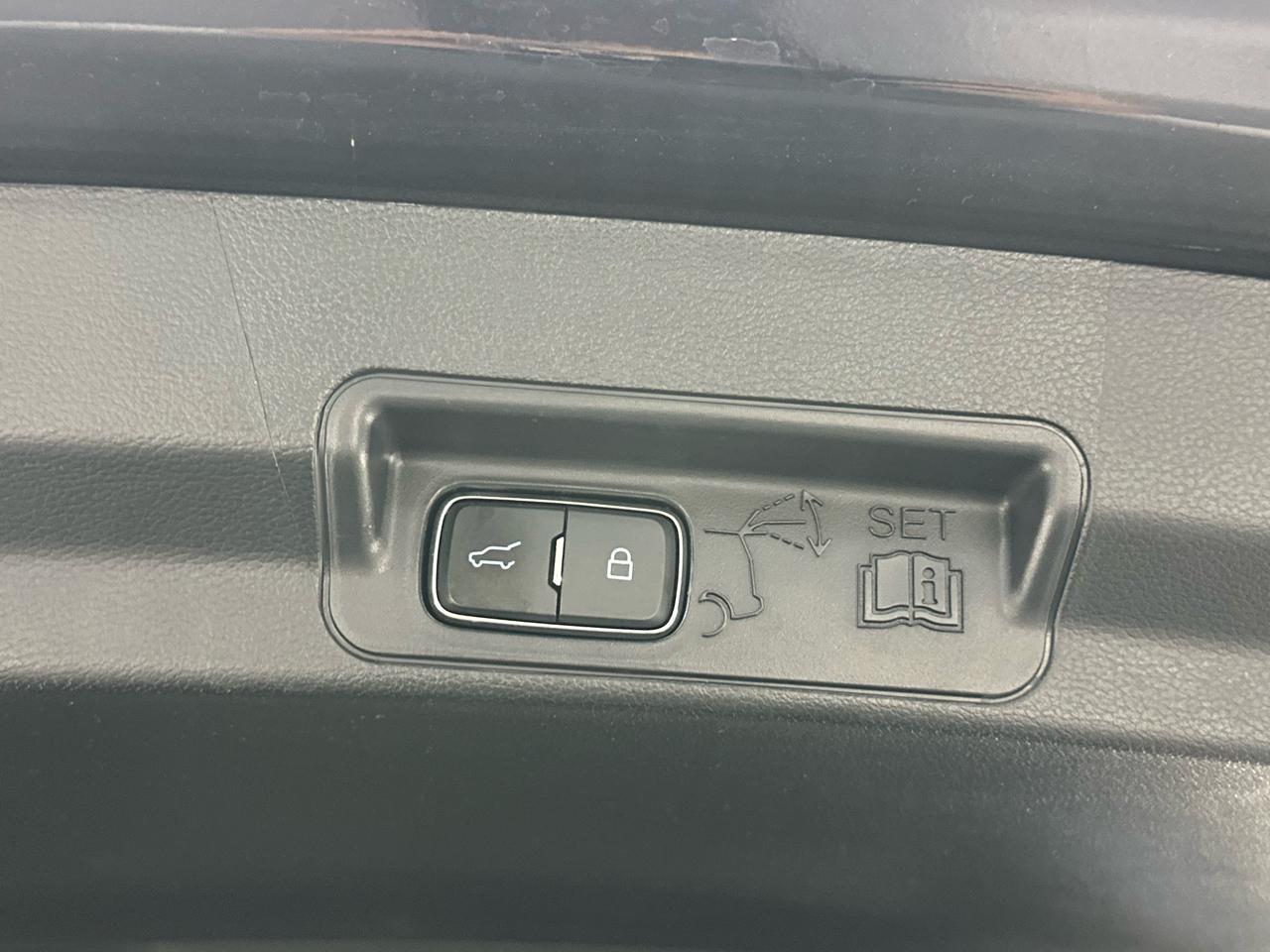 Ford Explorer ST-Line 2025