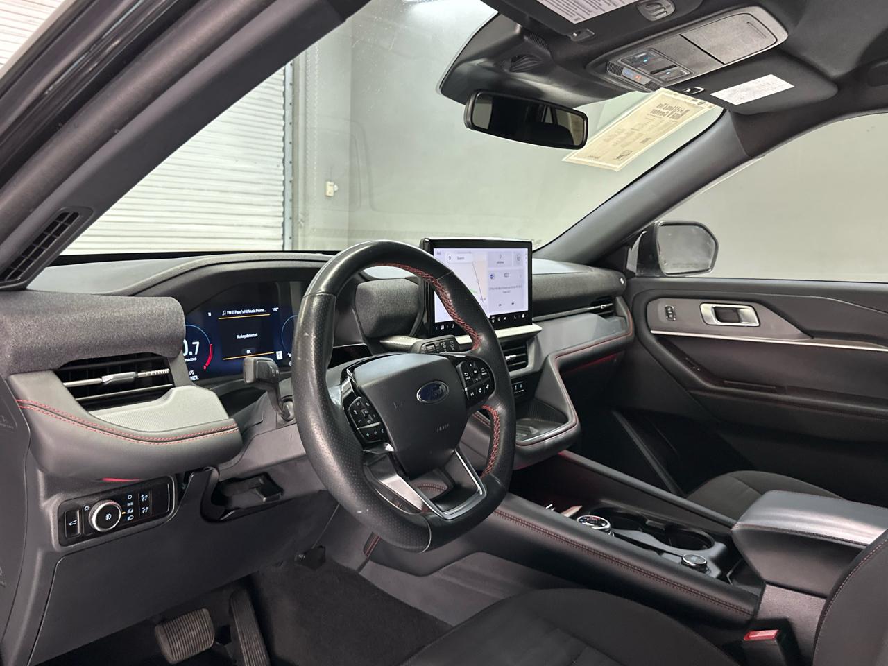 Ford Explorer ST-Line 2025