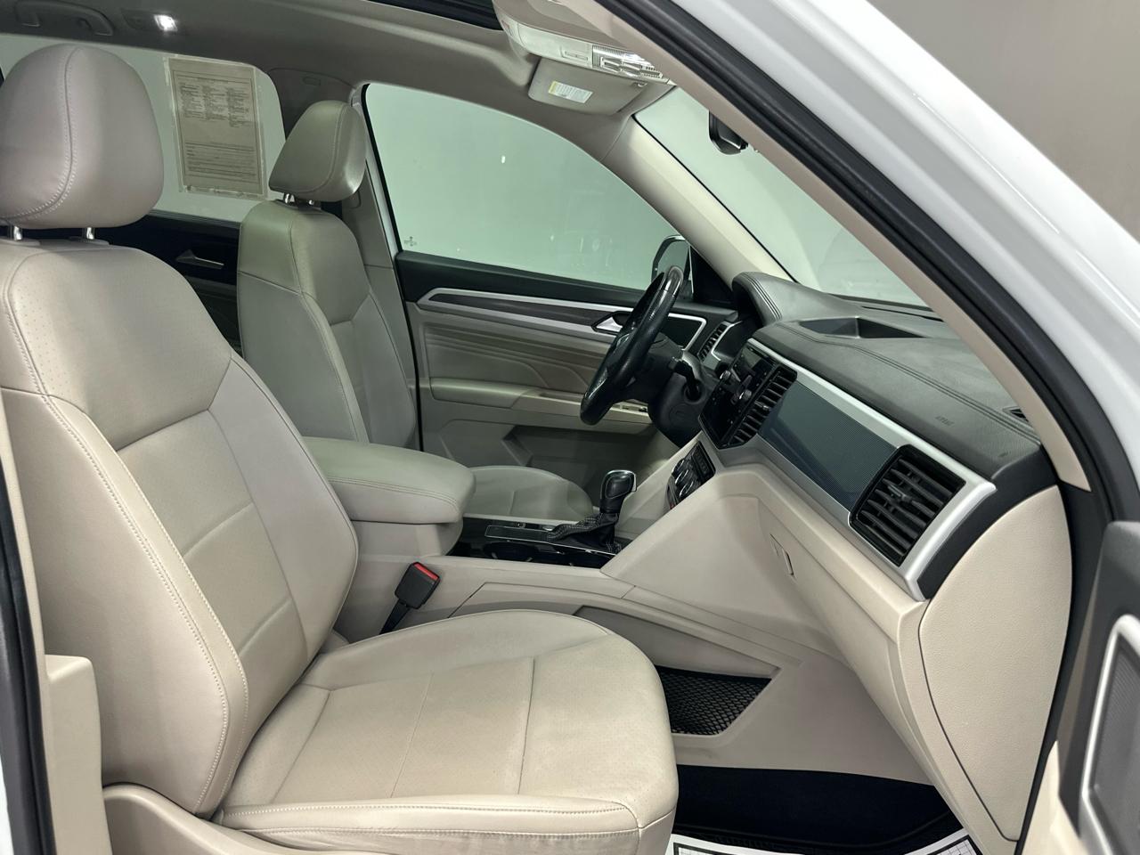 Volkswagen Atlas V6 SEL R-Line 2021
