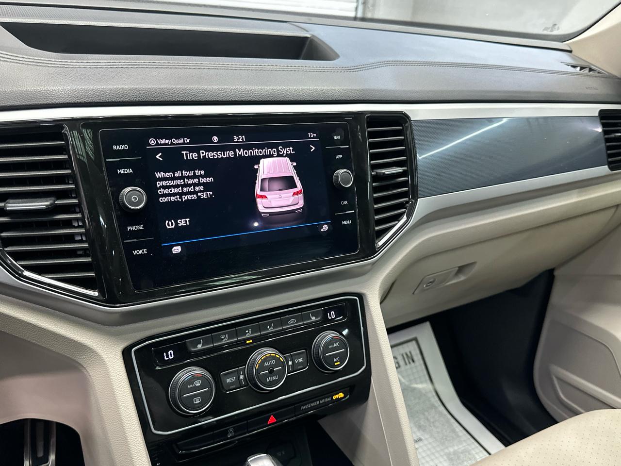 Volkswagen Atlas V6 SEL R-Line 2021
